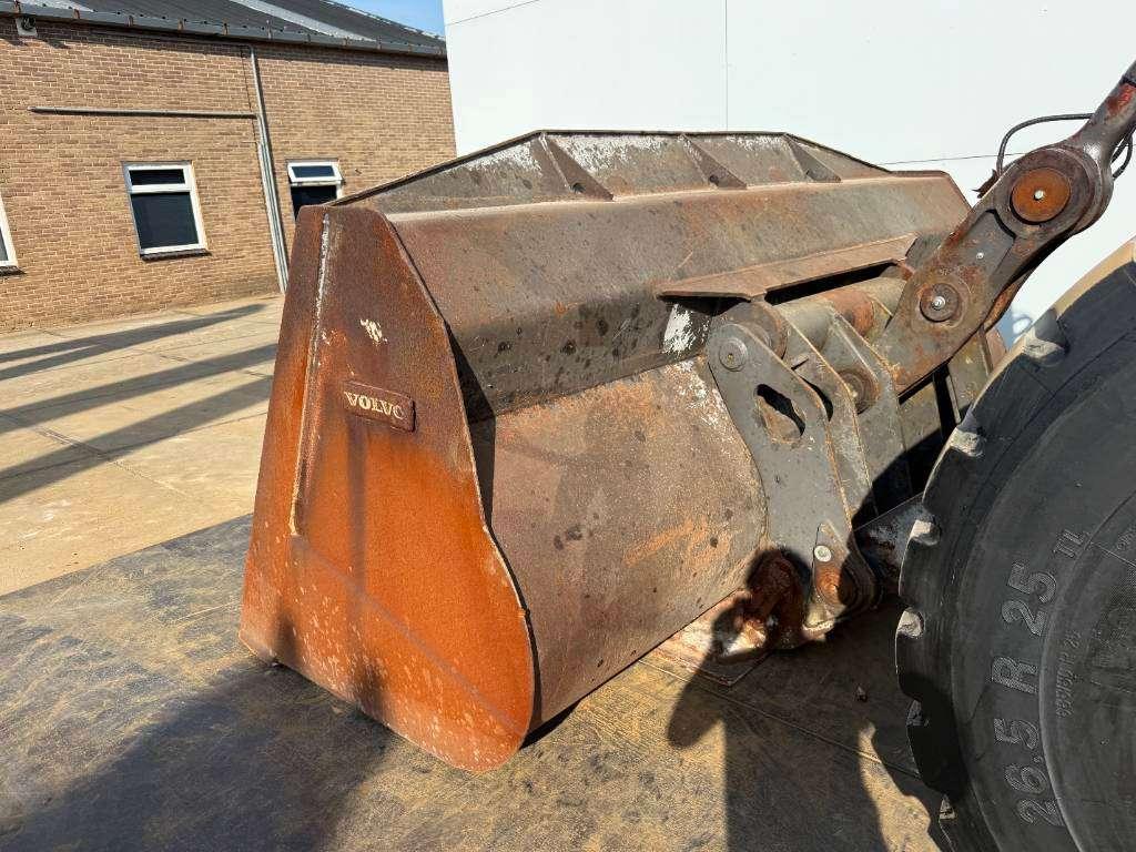 Volvo L150H - CDC Steering / Automatic Greasing Photo 23