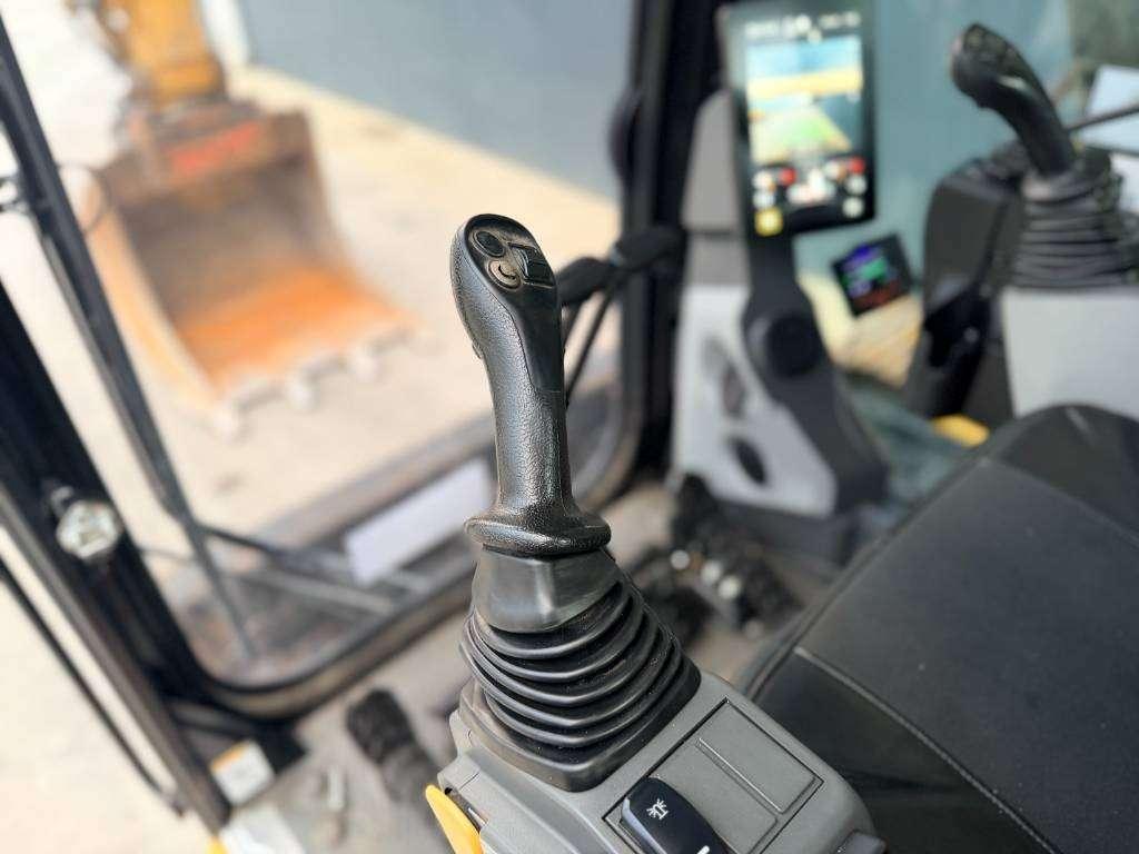 Caterpillar 325 07A | OQ80 | Blade | Generator Photo 10