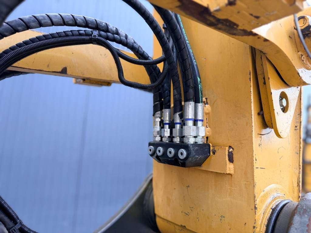 Caterpillar 325 07A | OQ80 | Blade | Generator Photo 25