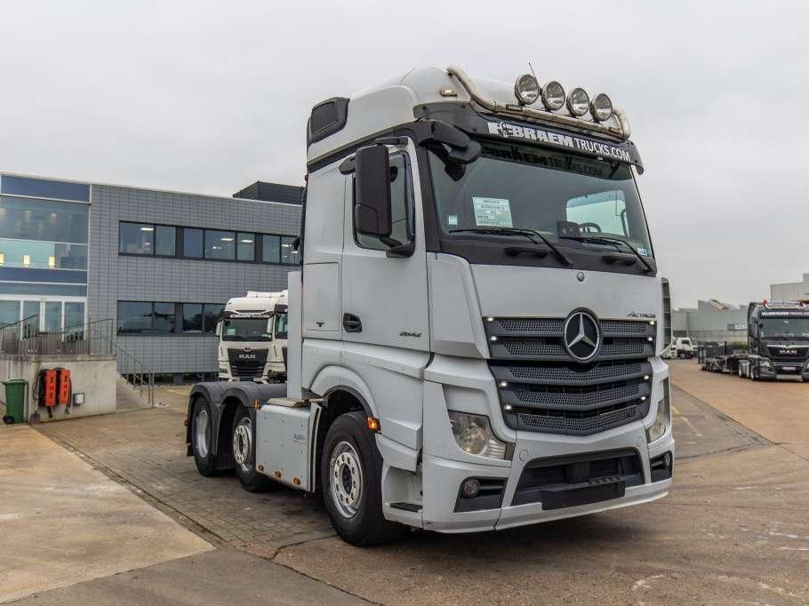 Mercedes-Benz ACTROS 2642 LS Photo 3