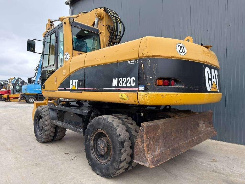 Caterpillar M322C Photo 3