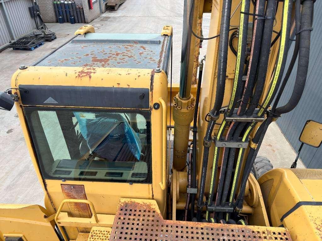 Caterpillar M322C Photo 30