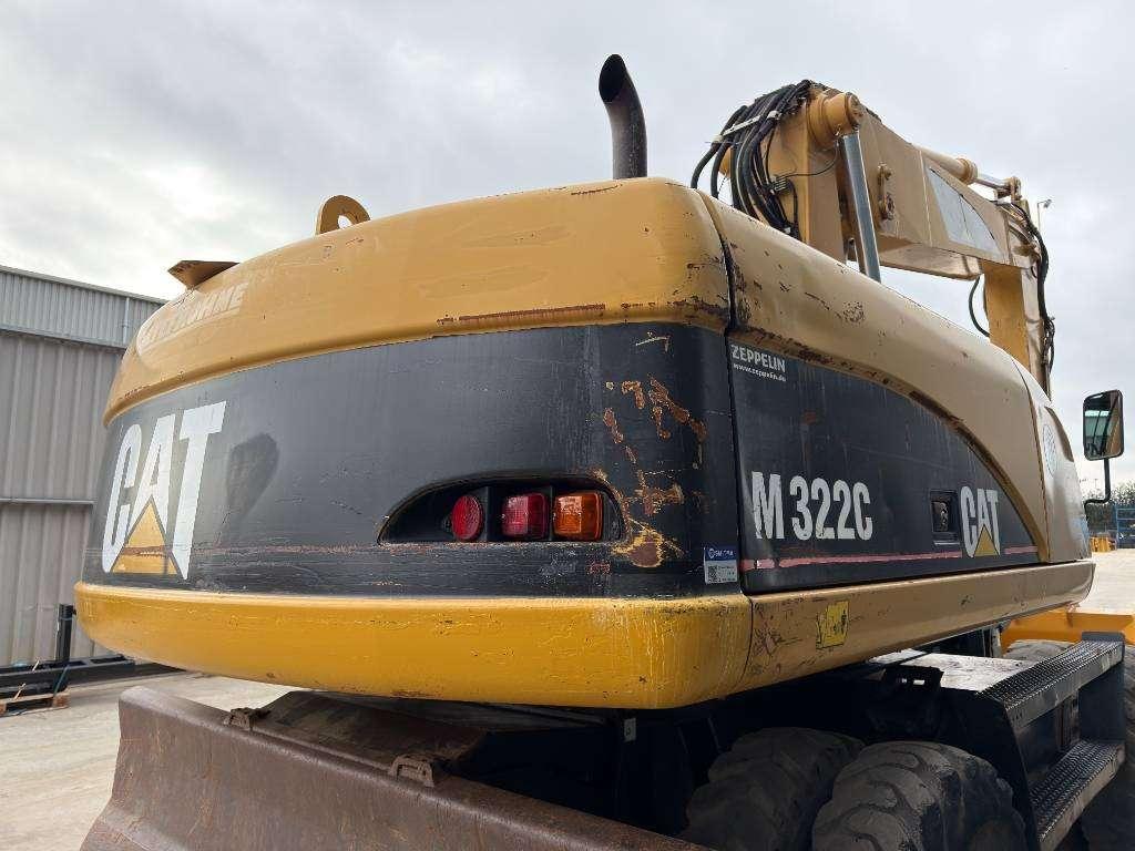 Caterpillar M322C Photo 5