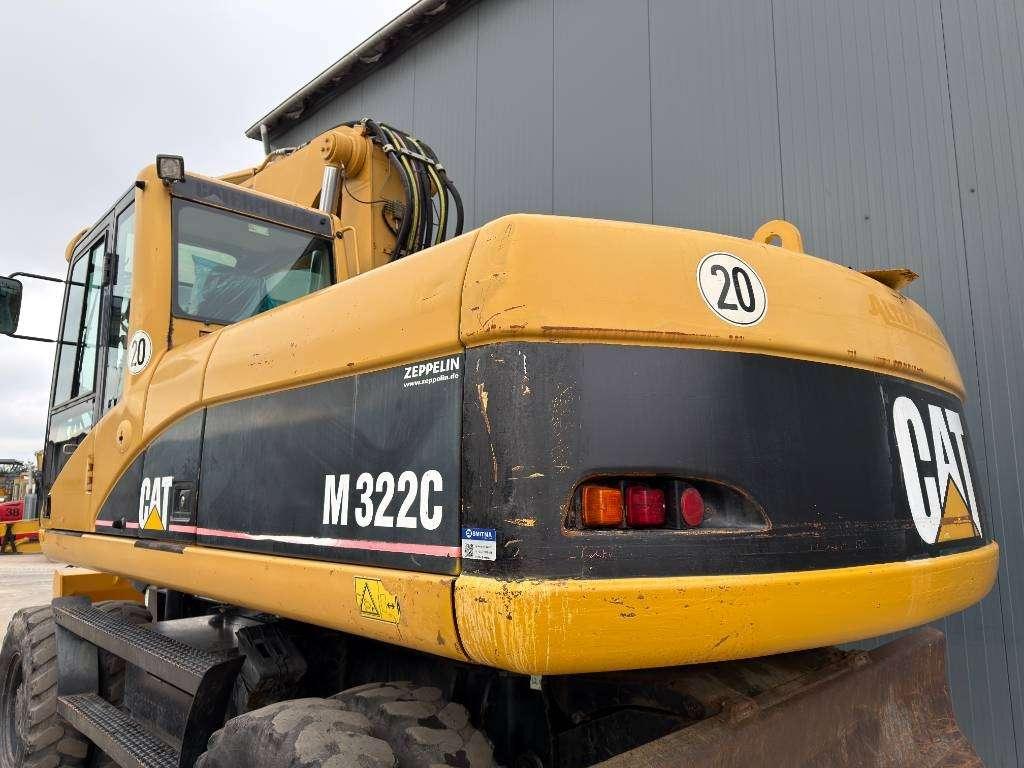 Caterpillar M322C Photo 6