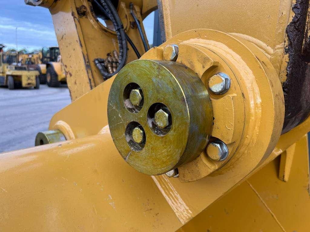 Caterpillar 352FL ME Photo 15