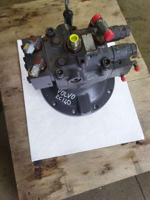 Kawasaki Turntable rotation motor for Volvo EC 140 Photo 1