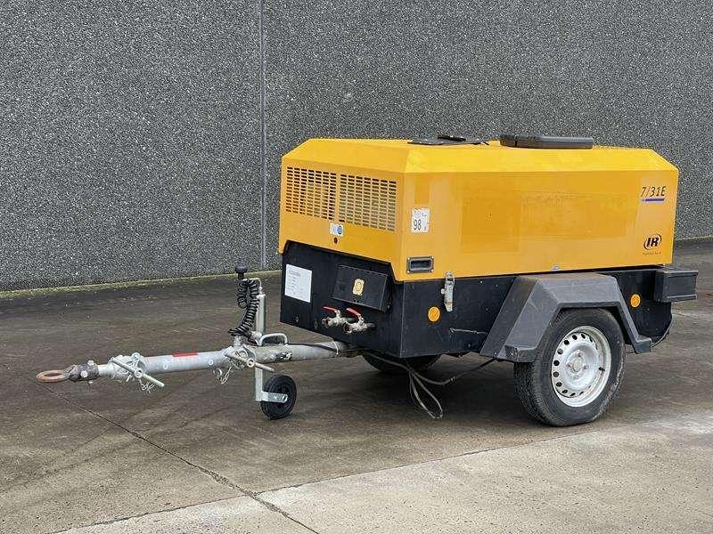 Doosan 7 / 31 E Photo 1