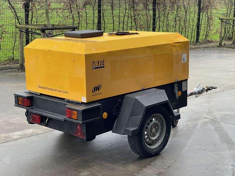 Doosan 7 / 31 E Photo 9
