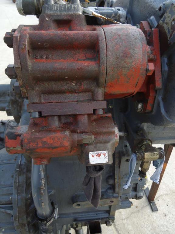 Hydraulic pump for Fiat Kobelco W270 Photo 1
