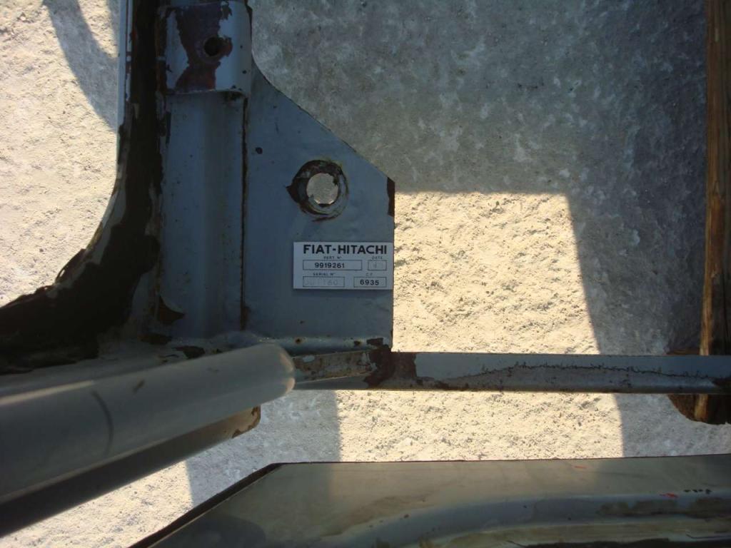 Cab for Fiat Hitachi FH 150W3 Photo 4