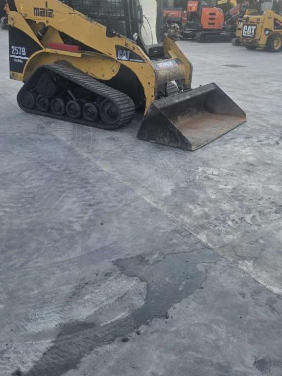 Caterpillar 257B Photo 6