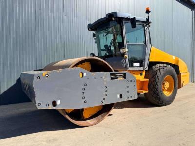 Dynapac CA6000D sold by Smitma B.V.