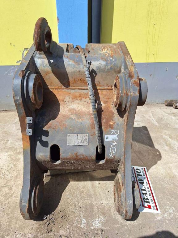S3 for 35-40 ton excavators Hydraulic quick coupler Photo 5
