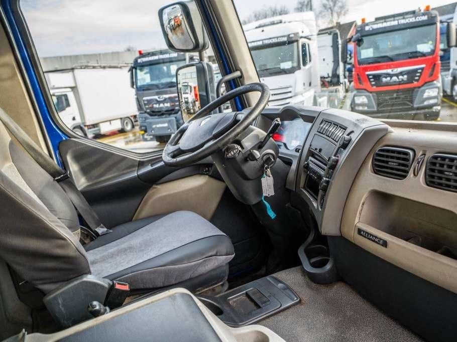 Renault PREMIUM 320 DXI Photo 15