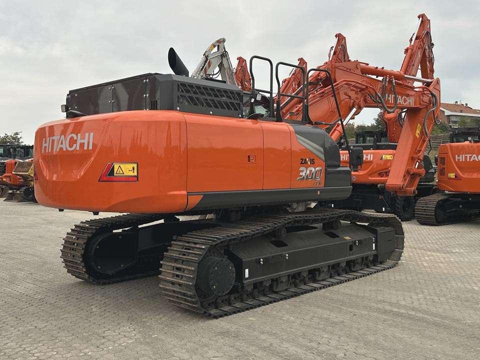 Hitachi ZX300LCN-7 Photo 21