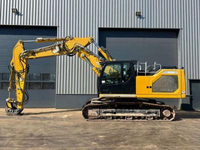 Liebherr R 926 NLC sold by Big Machinery
