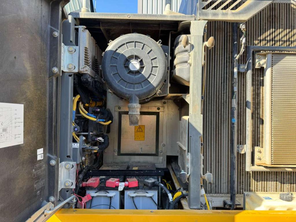 Liebherr R 926 NLC Photo 22