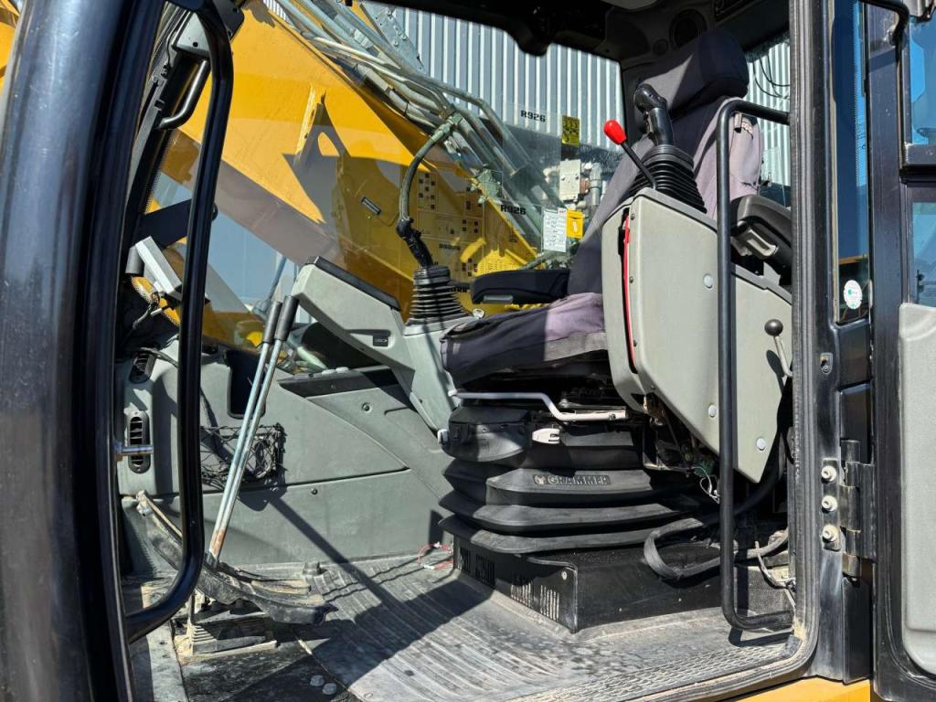 Liebherr R 926 NLC Photo 28