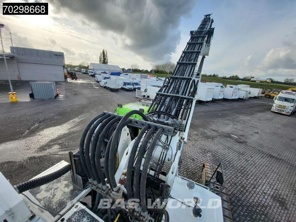 Liebherr R954 C EW Photo 23