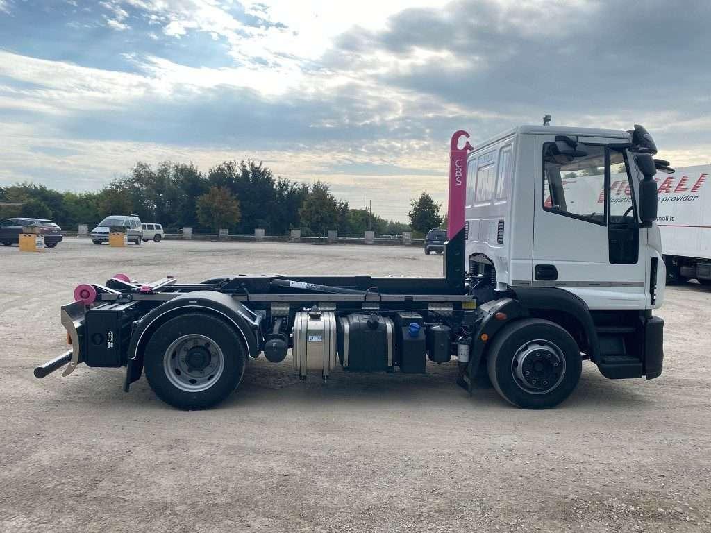 Iveco EUROCARGO 120E25 SCARRABILE Photo 12