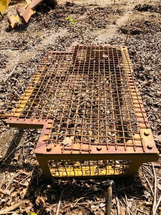 Grid for Caterpillar Photo 1