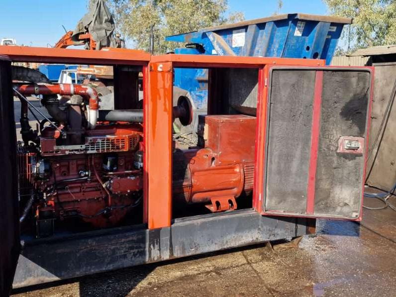 Iveco 125 KVA Photo 6