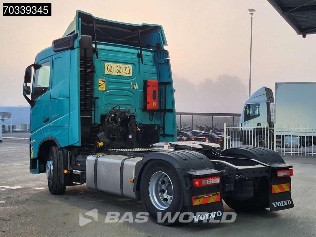 Volvo FH 460 4X2 ADR 2x Tanks Cruise Control Photo 2