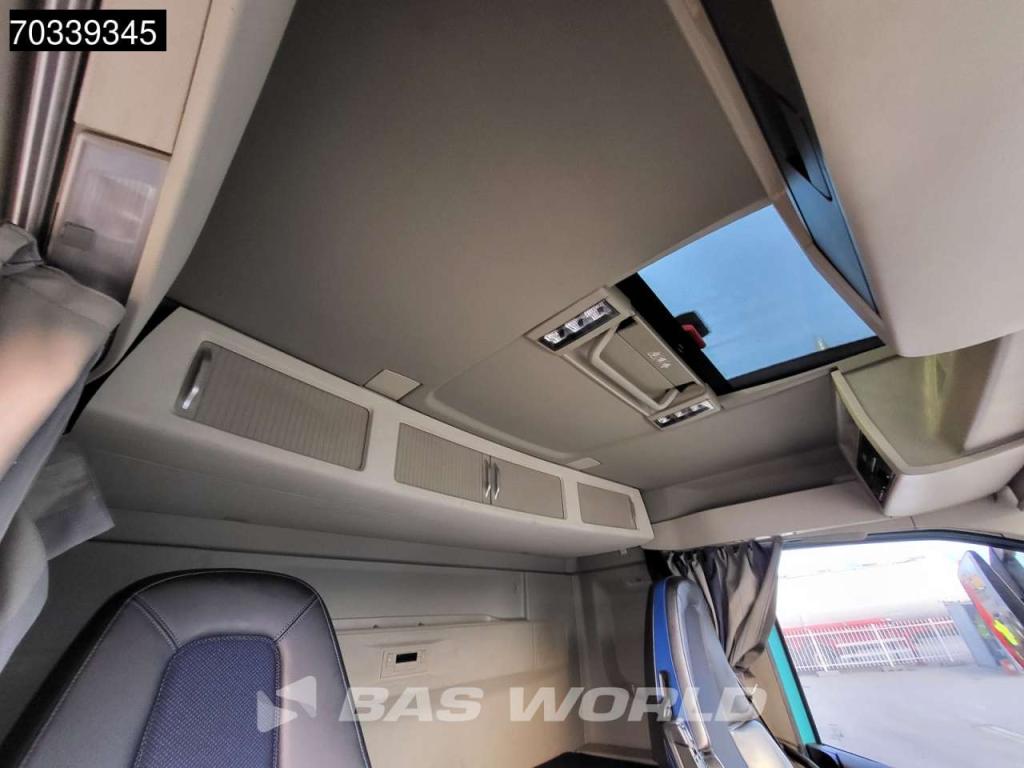 Volvo FH 460 4X2 ADR 2x Tanks Cruise Control Photo 25