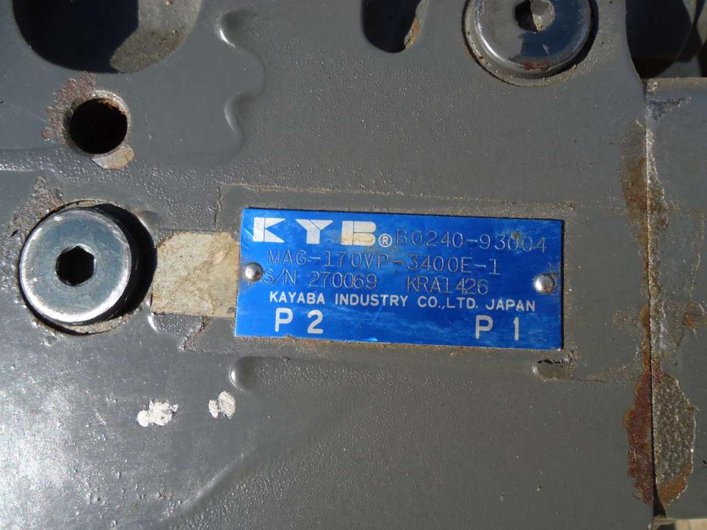 Translation motor for Case CX210 Photo 7