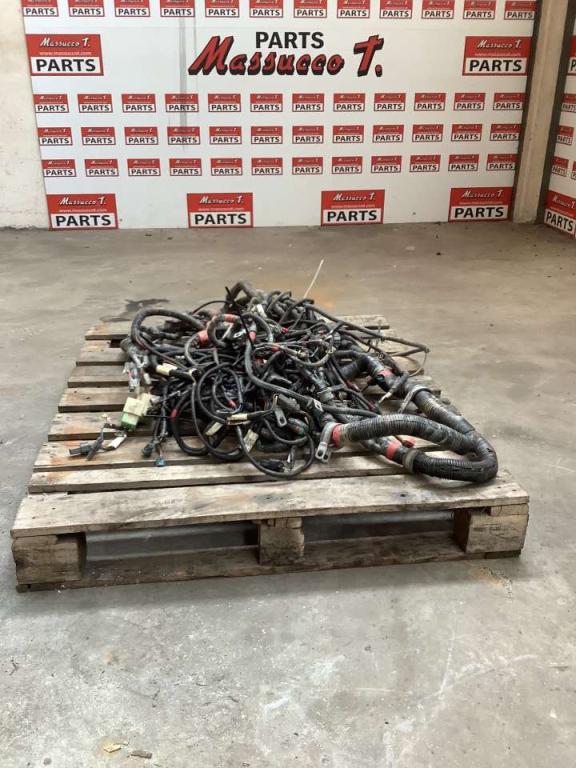 Wiring for Hitachi ZX 135US-7 Photo 2