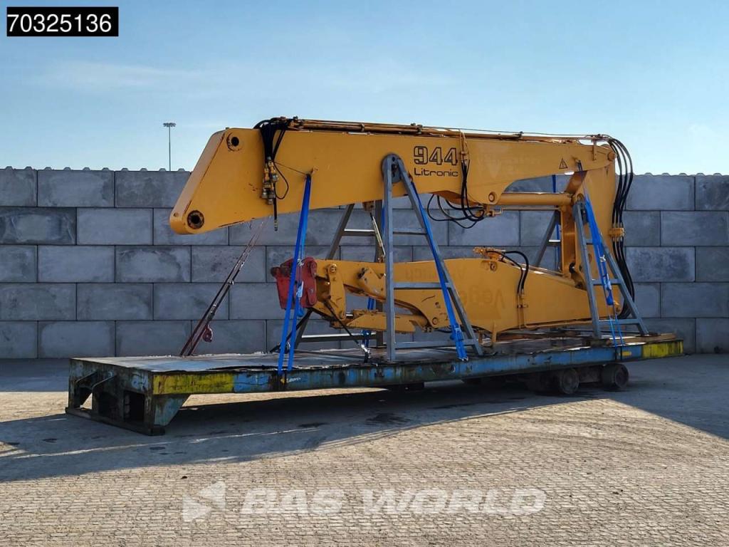Liebherr R944 UHD - Extendable Undercarriage Photo 15