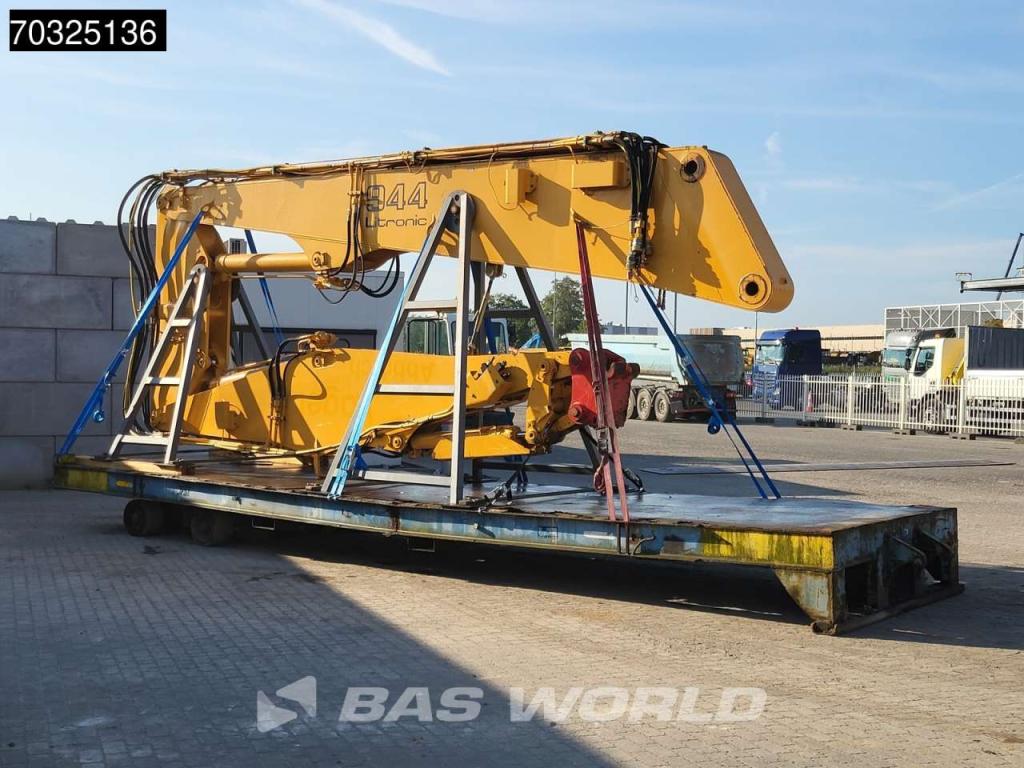 Liebherr R944 UHD - Extendable Undercarriage Photo 19