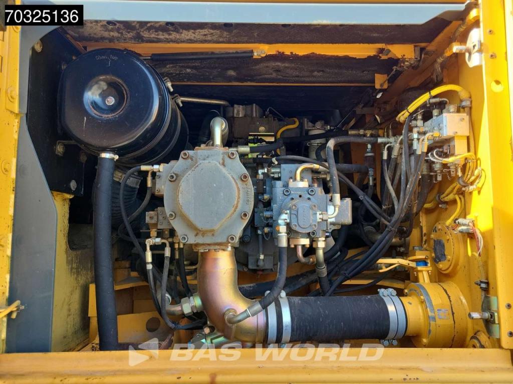 Liebherr R944 UHD - Extendable Undercarriage Photo 28