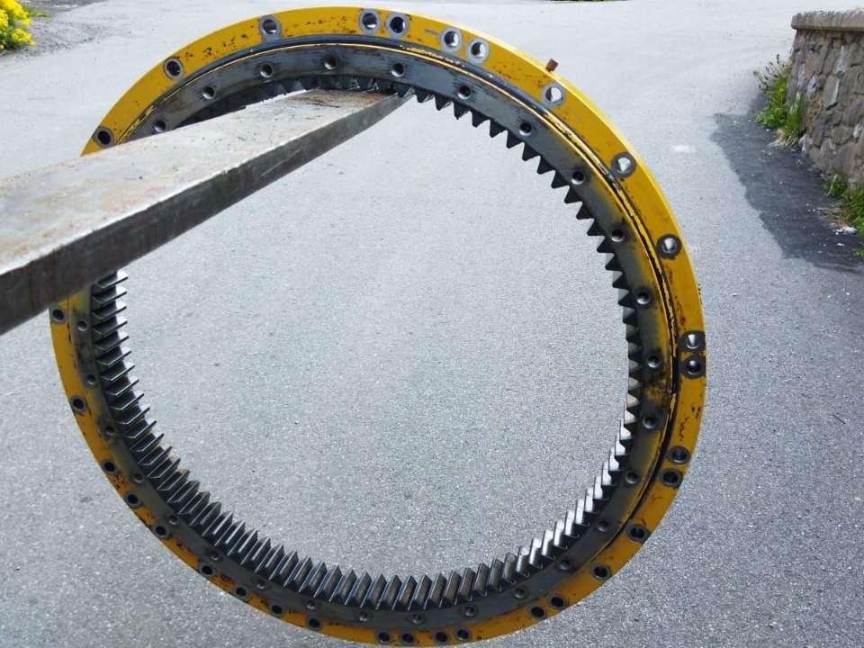 Slewing ring for Caterpillar 315 B Photo 6