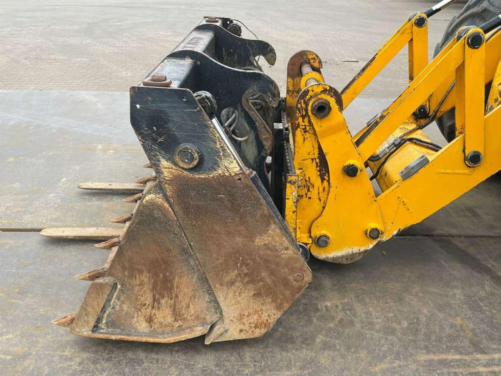 JCB 4CX Photo 13