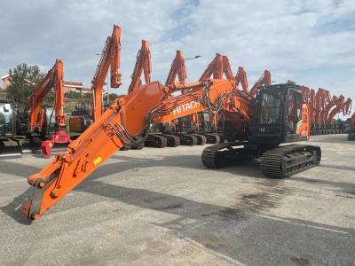 Hitachi ZX225USLC-7 sold by Massucco T. Srl