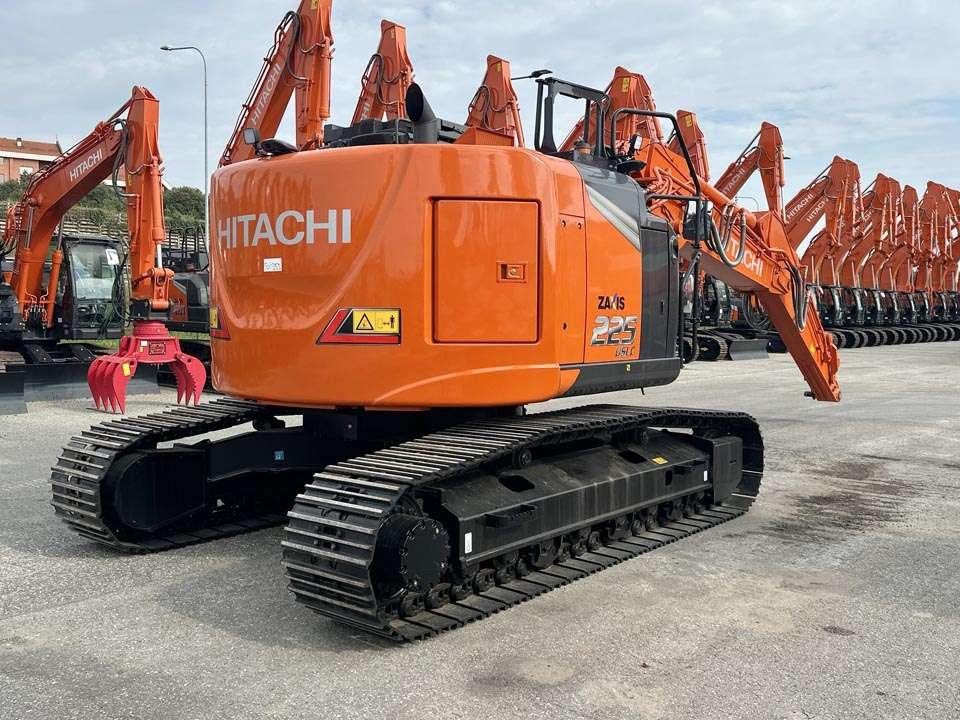 Hitachi ZX225USLC-7 Photo 24
