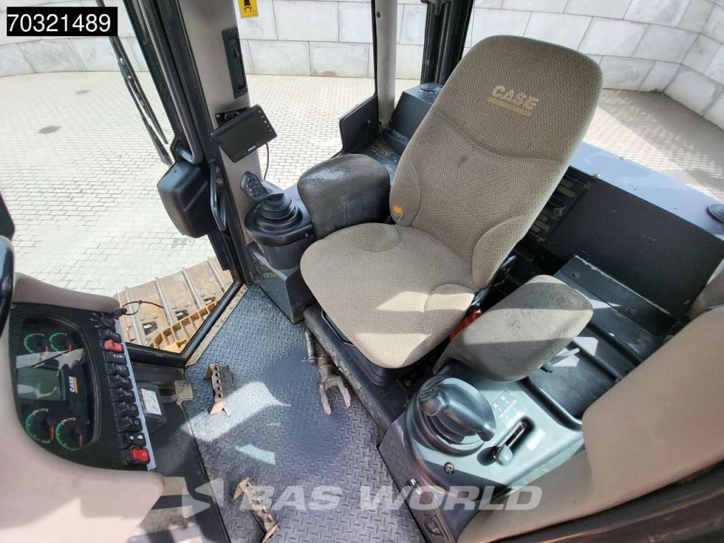 Case 1650 M 1650M Photo 29