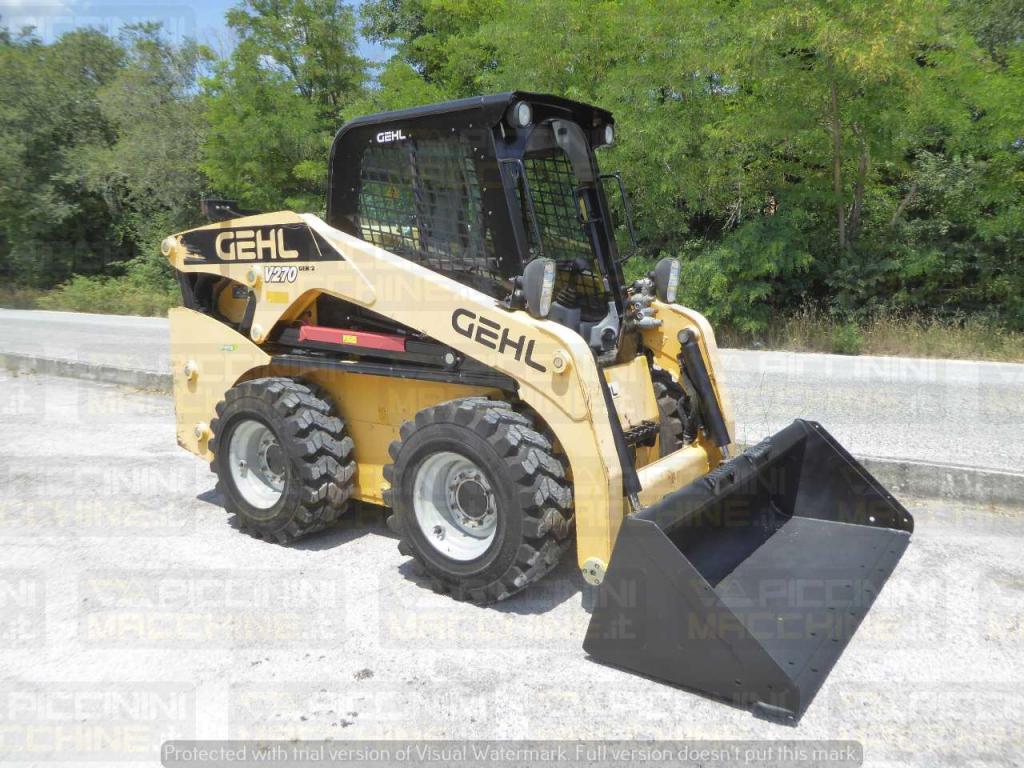 Gehl V270 HF Photo 7