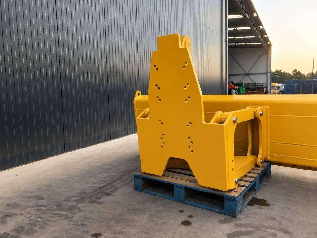 Volvo G946 Photo 4