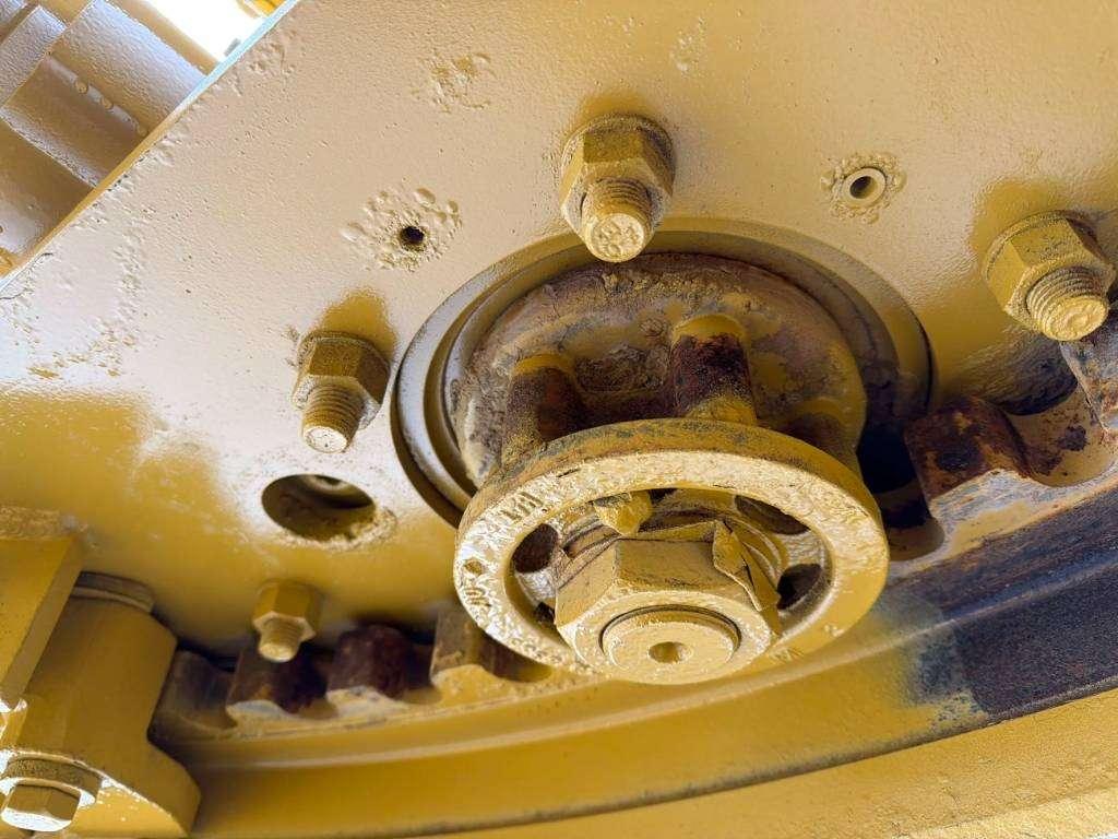 Caterpillar 140K Photo 26