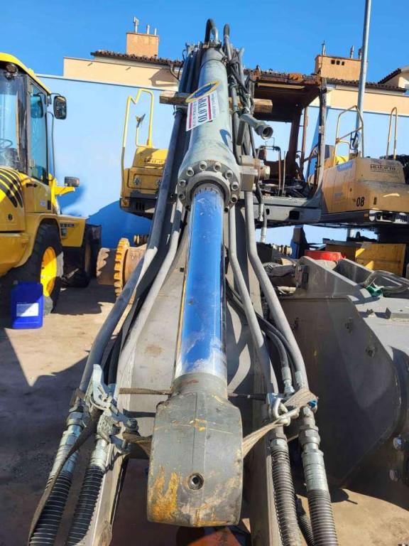 Volvo Bucket cylinder 14534533 for Volvo EC200E, EC210C, EC210E Photo 3