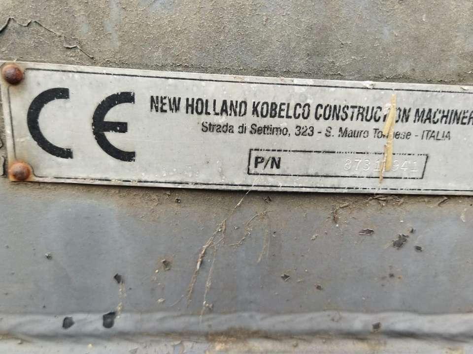 New Holland 8/10 ton Photo 4