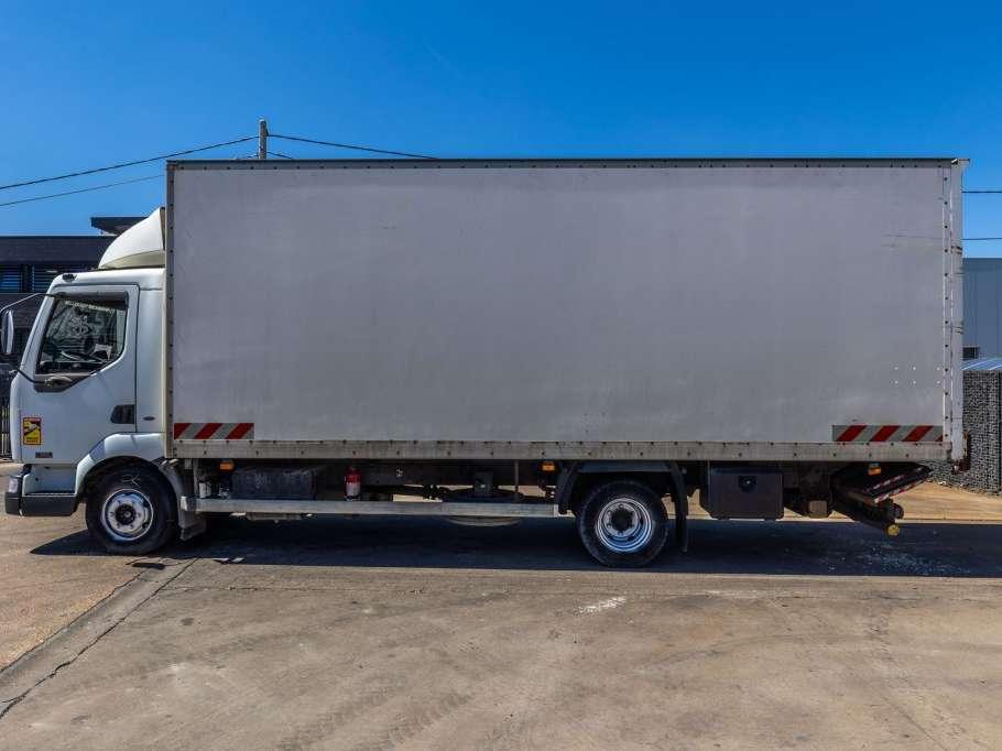 Renault MIDLUM 180 DCI Photo 2