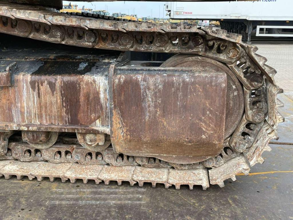Hyundai R360LC-7 Photo 12