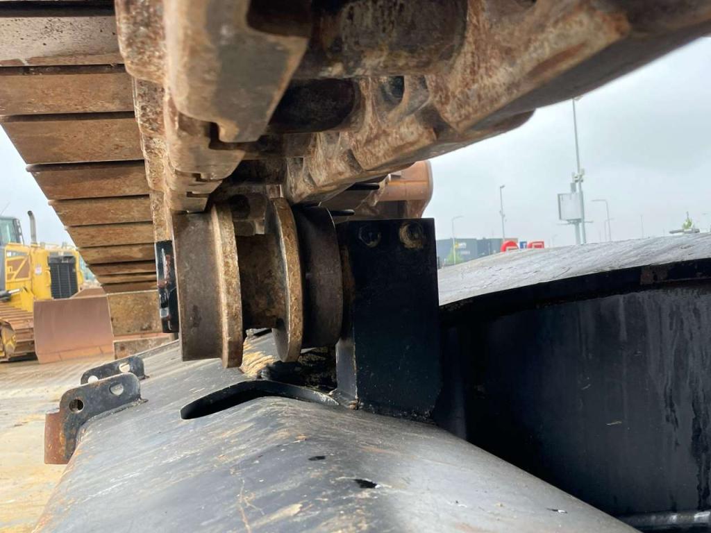 Hyundai R360LC-7 Photo 14
