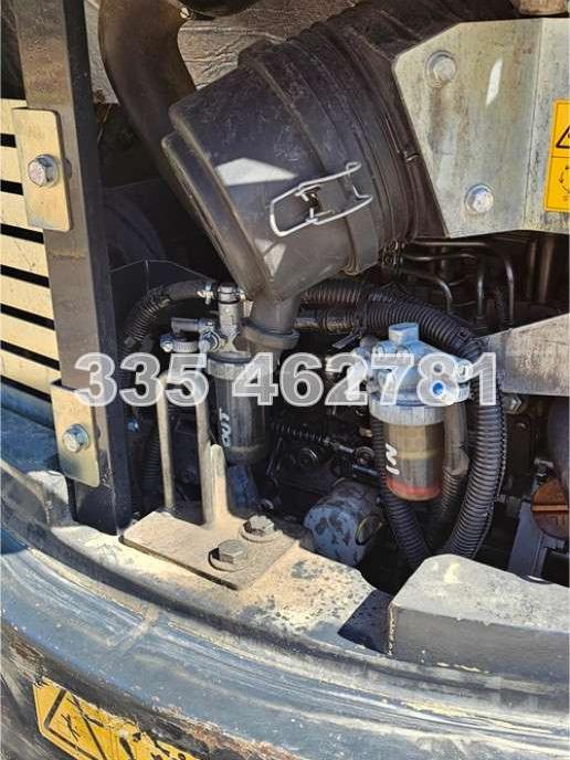 Hitachi ZX26U-6 Photo 6