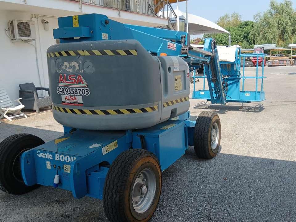Genie Z45 25 JDC Photo 3