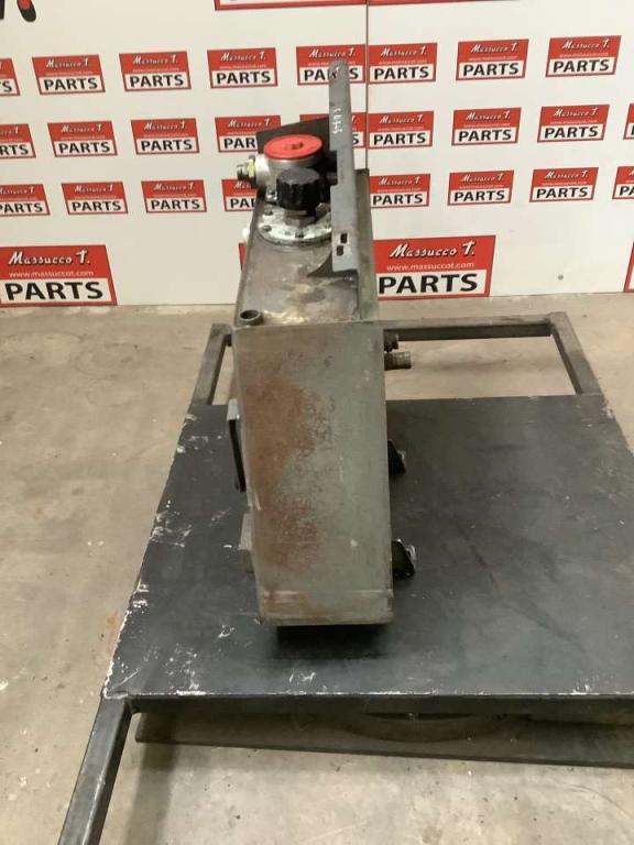 Oil tank for Neuson 3402 Photo 4