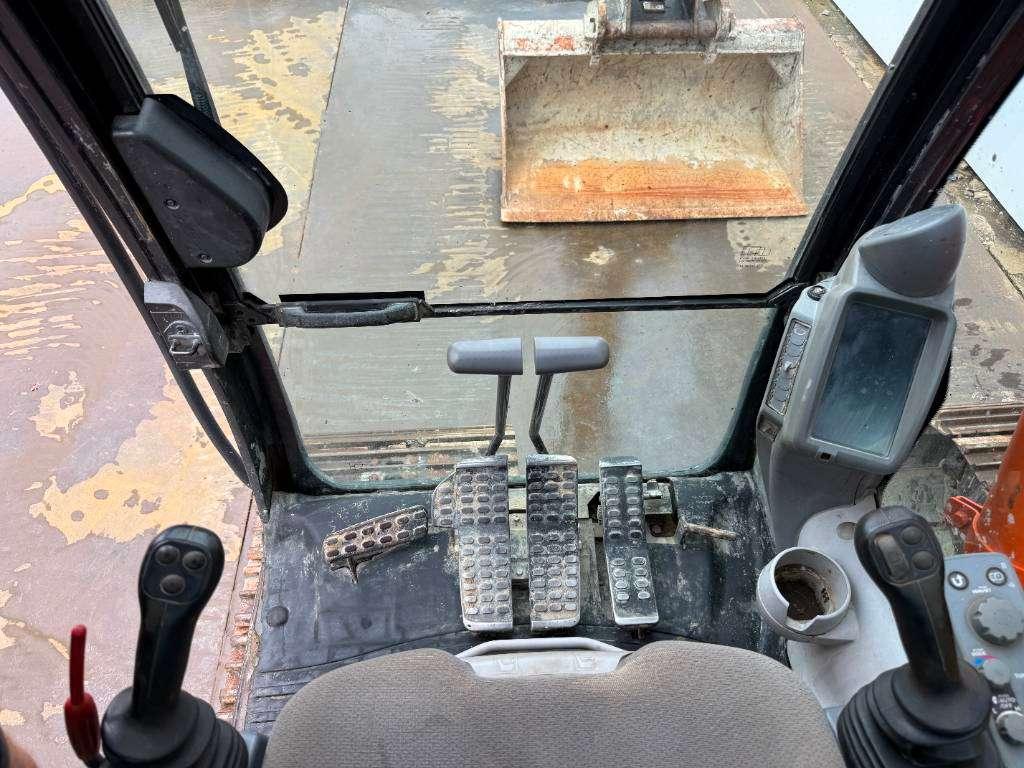 Hitachi ZX135US-6 - Quick Coupler / Hammer Lines Photo 9